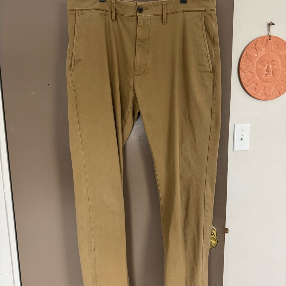 Men's Khaki Chino Pants